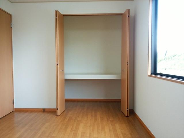 ブライダルハイツ戸出　Ａ（102） 部屋画像