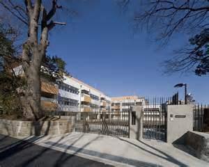 高岡市立高陵中学校：943m