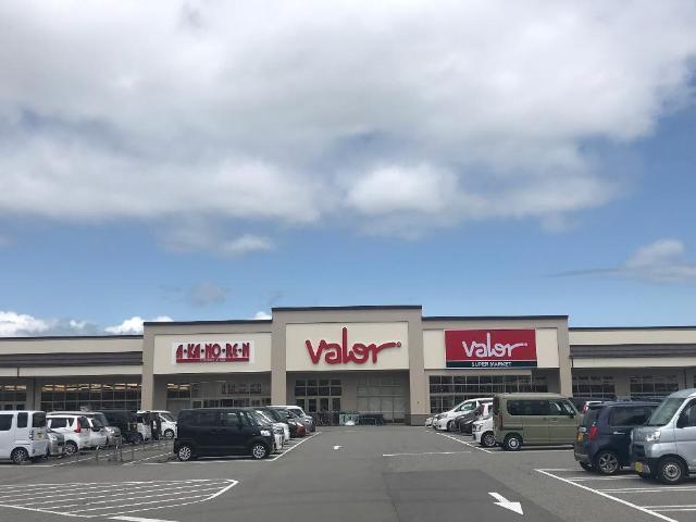 バロー高岡木津店：1466m