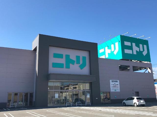 ニトリ高岡店：2451m
