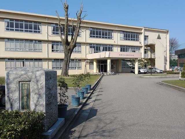 志貴野中学校：400m