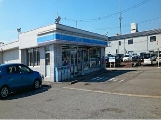 ローソン高岡野村北店：650m
