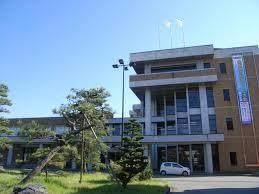 射水市役所大島分庁舎：514m
