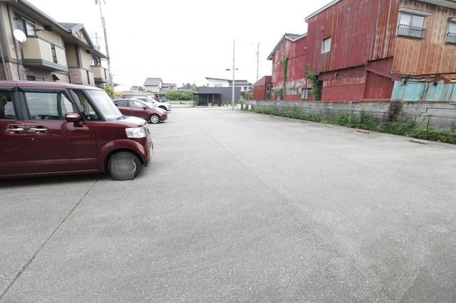 アクアマリン　Ｃ（202） 駐車場