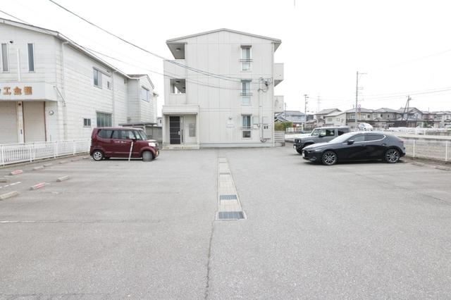 Ｏｎｅ Ｌｏｖｅ（305） 駐車場