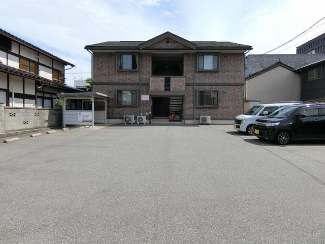セジュールあわら（102） 駐車場
