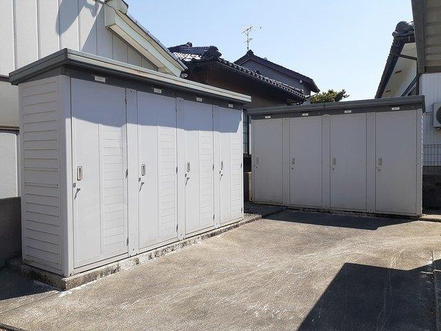 ヴィラ・かたかご　Ⅲ（103） 共有部分