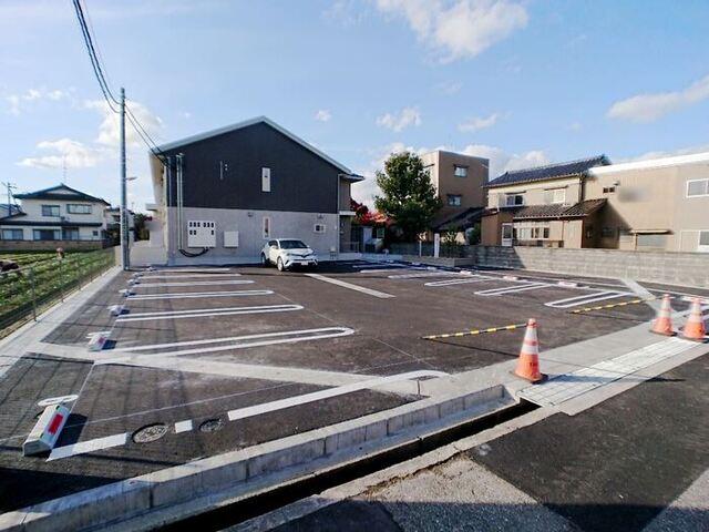 Coco泉（102） 駐車場
