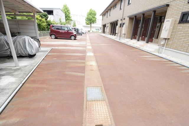 Center　Link（208） 駐車場