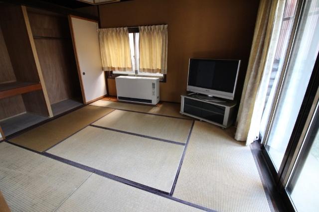 中川上町売家 リビング