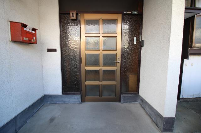 中川上町売家 玄関