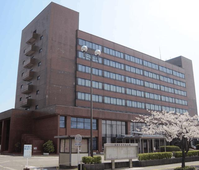 高岡市役所