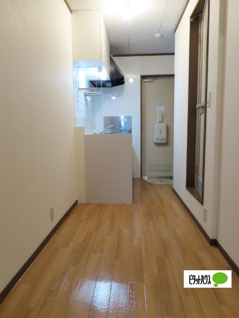 ドミールサカイ（105） 部屋画像