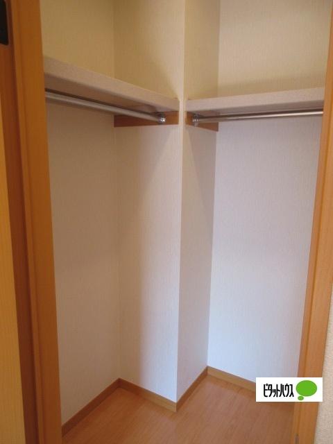 武蔵野市境南町アパート 収納