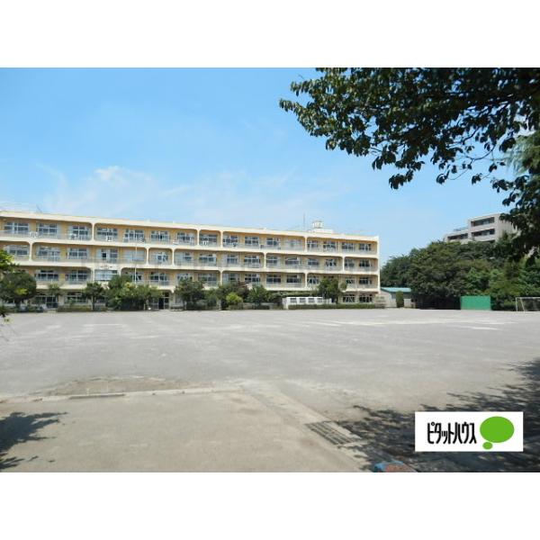 小金井市立小金井第三小学校:647m
