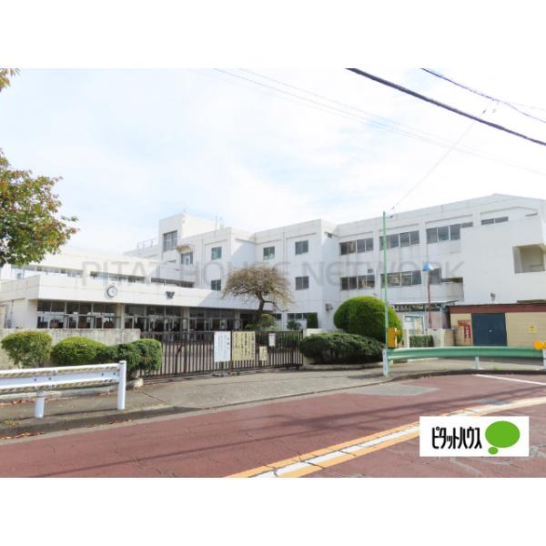 小金井市立小金井第一中学校:1064m