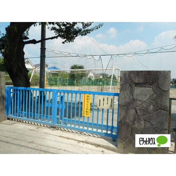 小金井市立緑中学校:453m