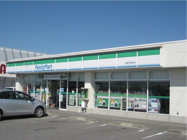 ファミリーマート会津門田店：1400m