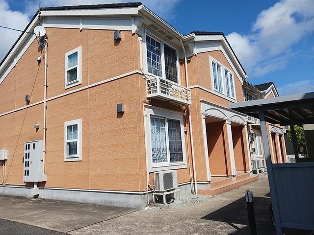 パインリーフ城東（102） 外観