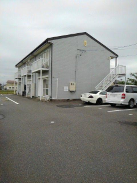 ニューシティＭ２（2B） 駐車場