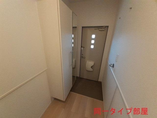 サクラーレ　Ⅱ（102） 玄関