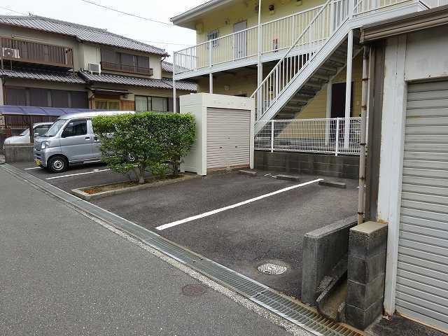 サンヒルＢ（2-A） 駐車場