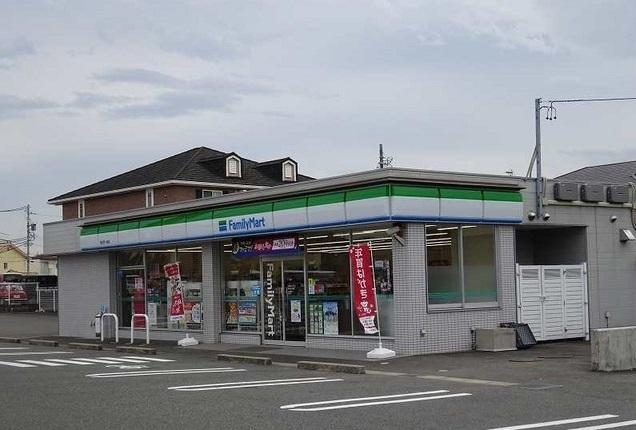 ファミリーマート桑名芳ヶ崎店：350m