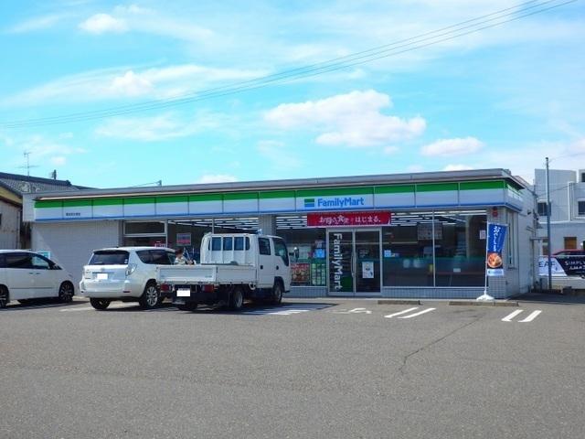 ファミリーマート桑名安永東店：600m