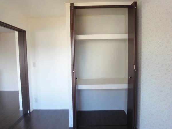 イーリス デユ グレイス（202） 収納
