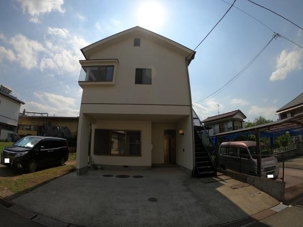 SUNS（201） 駐車場