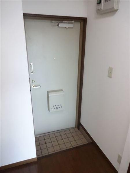 クワーズジュネス（305） 玄関