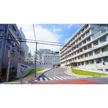 埼玉医科大学病院：1300m