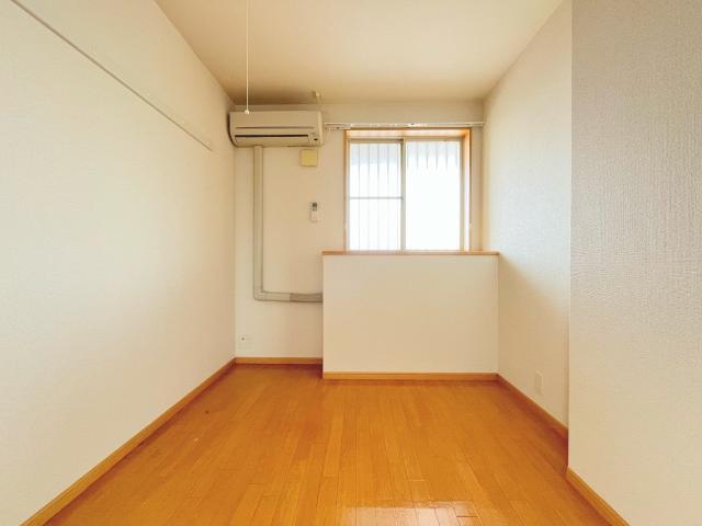 クレシアＢ 部屋画像