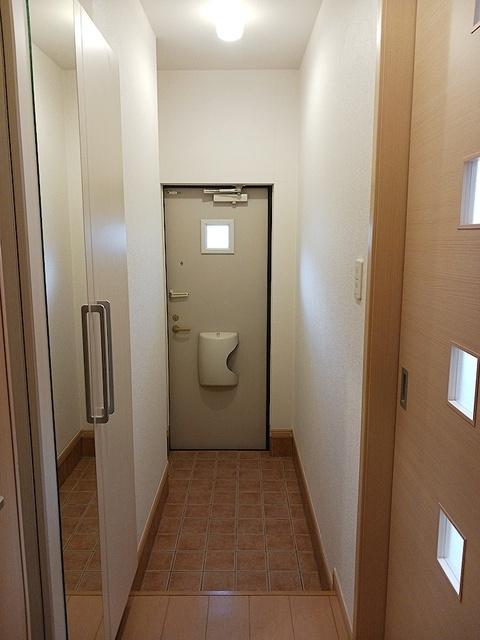 サンライズＴ．Ｍ（101） 玄関