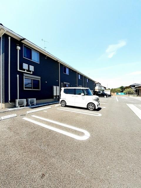 プリムラ（104） 駐車場