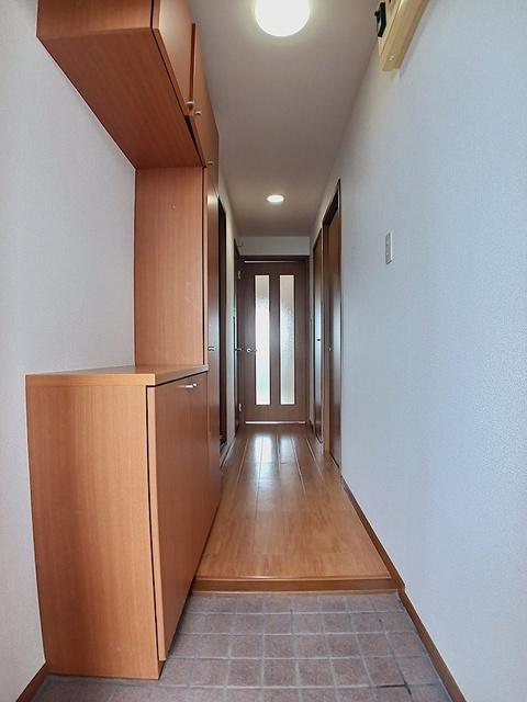 クリスタルＫＵＭＡＧＡＹＡ−Ａ（303） 玄関