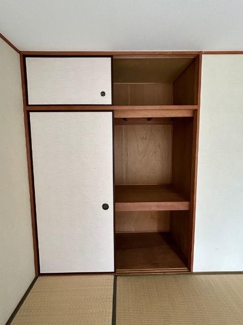 セントラルパレス愛（105） 収納