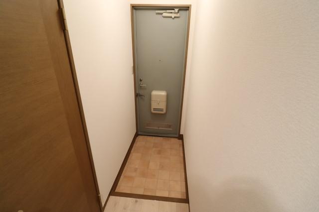 セントラル野口　Ｄ（102） 玄関