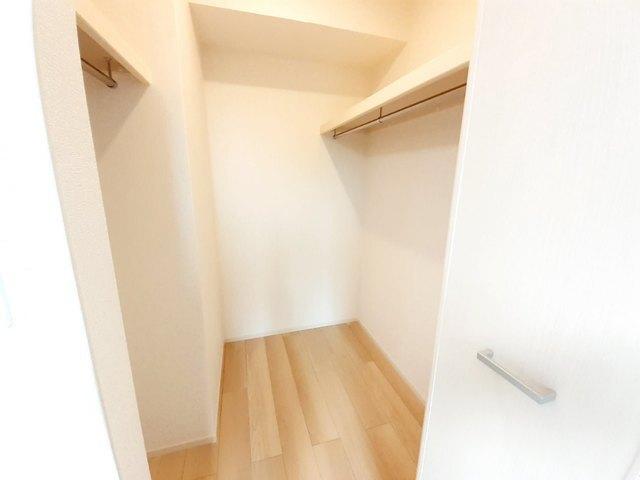 キャトル　セゾン（305） 収納