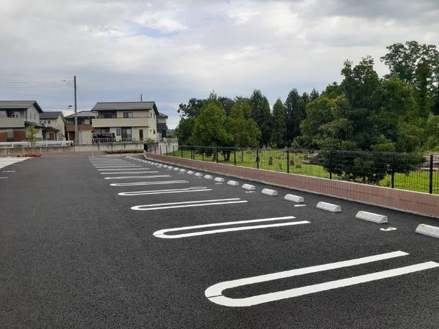 キャトル　セゾン（101） 駐車場