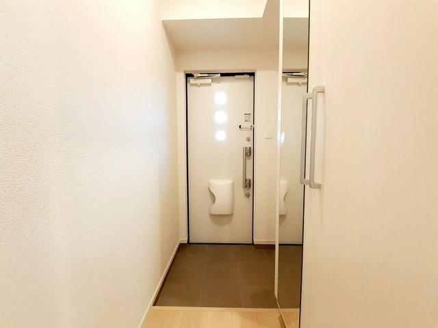 ピアッツァ（105） 玄関