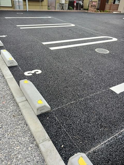 グランクレア（101） 駐車場