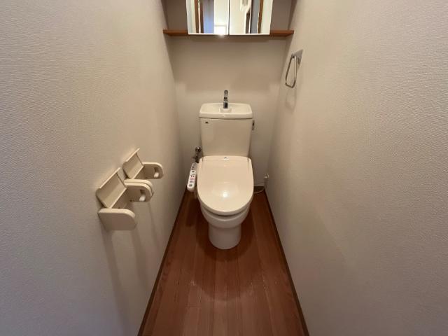 グランドイースト 部屋画像