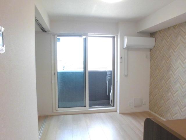 D-RESIDENCE東田町（303） リビング