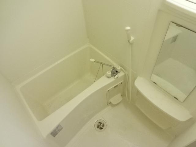 ベルガモット 部屋画像