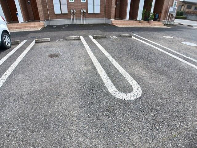 ｓｍａ・ラパスⅠ（102） 駐車場