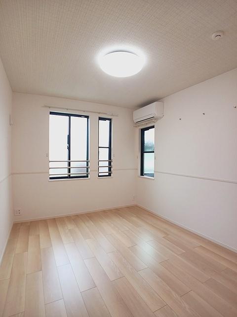ミルト　ブリッサ　大原（205） 室内