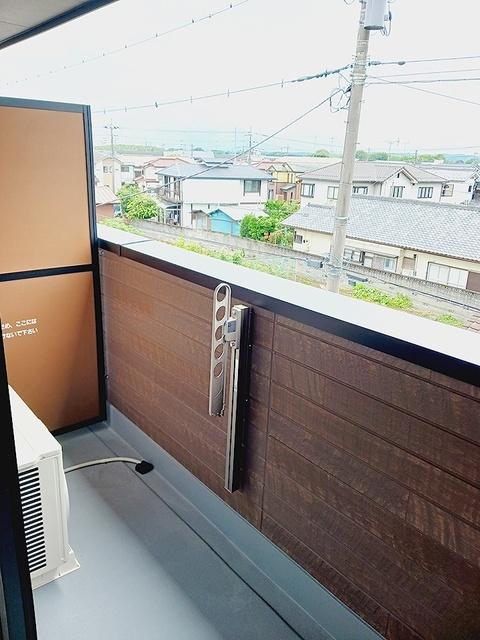 ヒカルサ熊谷サウス（303） バルコニー