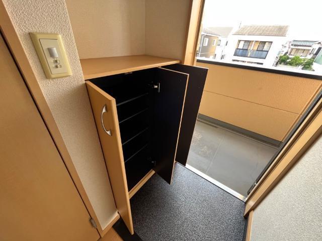 ベルガモット 玄関