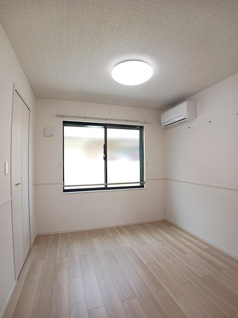 ヒカルサ熊谷肥塚Ⅱ（102） 室内